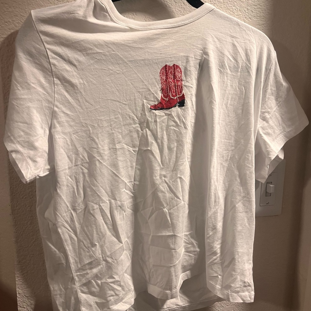 Abercrombie White T-Shirt with Red Boot Embroidery